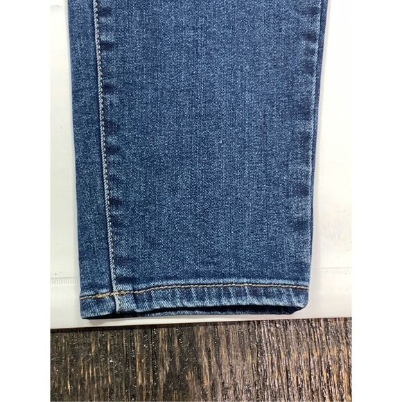 universal thread, curvy skinny women’s denim jeanssize 10/30  - Picture 5 of 8